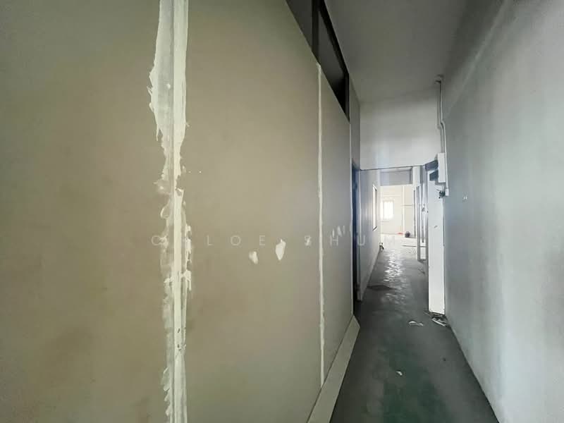 Shop / Office for Rent in Kajang (Selangor) - Chloe Shum - Corridor - PropertyGuru.com.my