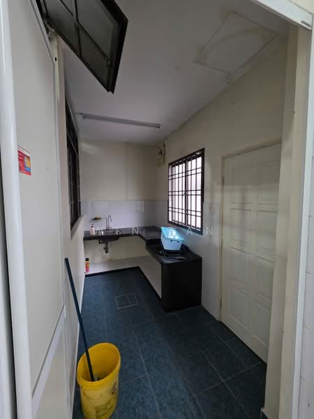 2-storey Terraced House for Sale in Perling (Johor) - Win Tan - Kitchen - PropertyGuru.com.my