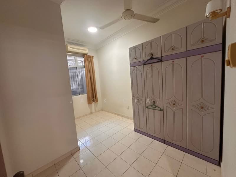 For Rent - Taman Nusa Bestari Jaya