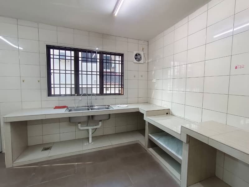 Jalan Harmonium @ Tebrau Jalan Harmonium @ Tebrau untuk Untuk Disewa - RM 2,200 /bulan, Apr 2026 - Kitchen - PropertyGuru.com.my