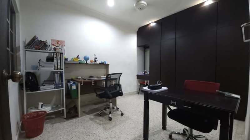 Semi-Detached House for Sale in Taman Perling (Perling) - Jeff Ang - Study - PropertyGuru.com.my