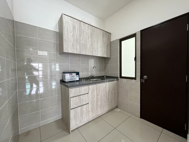Condominium for Sale at Residensi Zamrud - Noraini Dahan - Kitchen - PropertyGuru.com.my