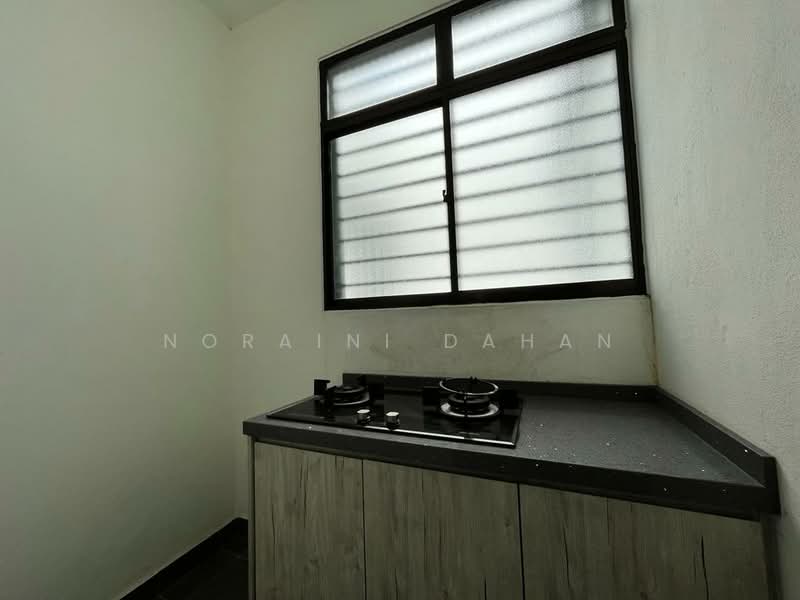 Condominium for Sale at Residensi Zamrud - Noraini Dahan - Kitchen - PropertyGuru.com.my