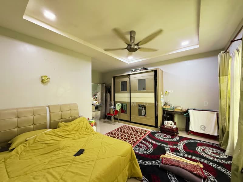 Bungalow for Sale in Kemaman (Terengganu) - Alias Bin Mohamad - Bedroom - PropertyGuru.com.my