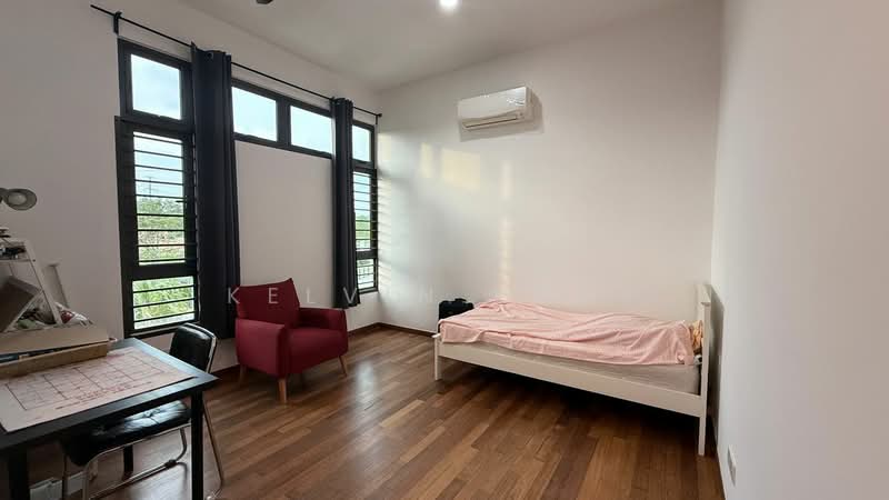 Semi-Detached House for Sale in Taman Sutera (Johor Bahru) - Kelvin Koay - Bedroom - PropertyGuru.com.my