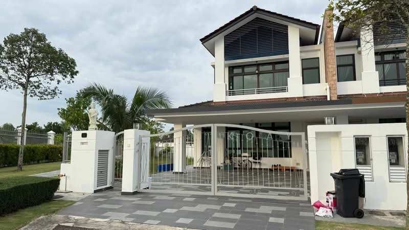 Semi-Detached House for Sale in Taman Sutera (Johor Bahru) - Kelvin Koay - PropertyGuru.com.my