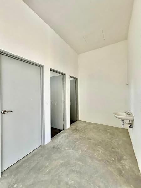 Warehouse for Rent in Nibong Tebal (Penang) - YY Law - Interior - PropertyGuru.com.my