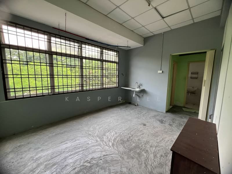 Shop / Office for Sale in Taman Setia Indah (Tebrau) - Kasper Lee - Interior - PropertyGuru.com.my