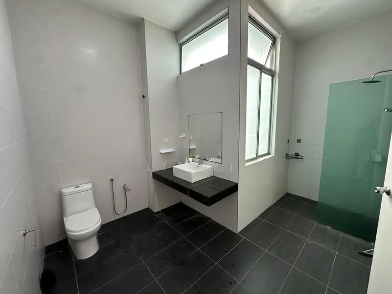 Setia Eco Cascadia untuk Untuk Disewa - RM 3,800 /bulan, Apr 2026 - Bathroom - PropertyGuru.com.my