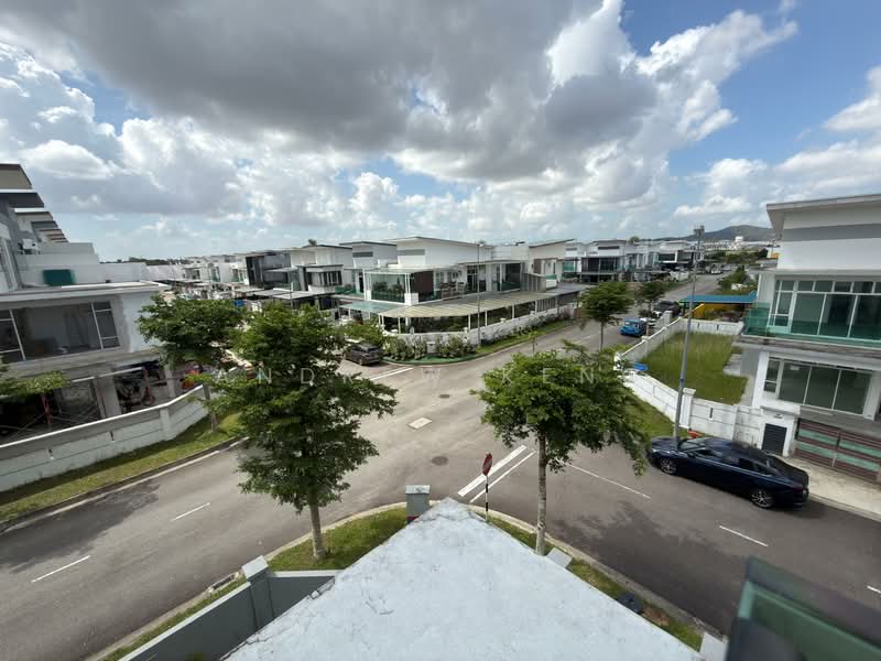 Cluster House for Sale in Mutiara Rini (Skudai) - Andrew Keng - Exterior - PropertyGuru.com.my