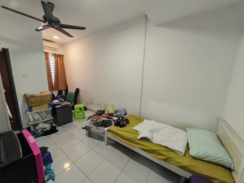3-storey Terraced House for Sale in Semenyih (Selangor) - Mac Chong - Bedroom - PropertyGuru.com.my