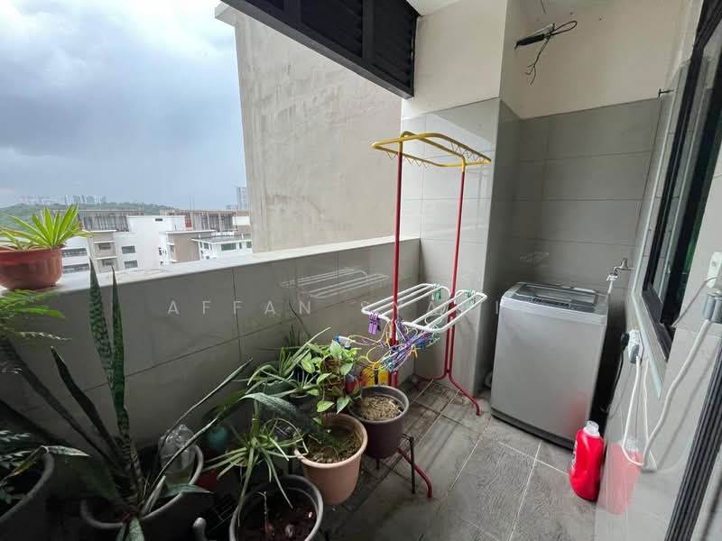Lake Vista Residence (Tasik Vista Residen) untuk Untuk Dijual - RM 600,000, Mac 2026 - Balcony - PropertyGuru.com.my