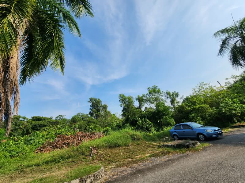 Tanah Banglo untuk Dijual di Taman Equine (Seri Kembangan) - Teresa Law - PropertyGuru.com.my