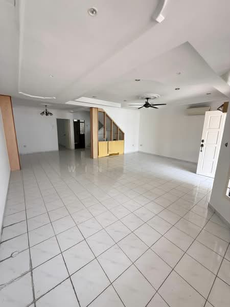 2-storey Terraced House for Sale in Taman Desa Cemerlang (Ulu Tiram) - Win Tan - Living Room - PropertyGuru.com.my
