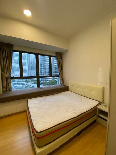 Condominium for Sale at Bay Laurel @ Country Garden Danga Bay - Jack Liew - Bedroom - PropertyGuru.com.my