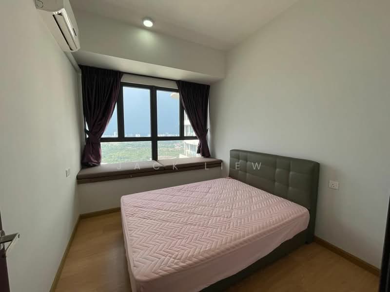 Condominium for Sale at Royal Strand @ Country Garden Danga Bay - Jack Liew - Bedroom - PropertyGuru.com.my