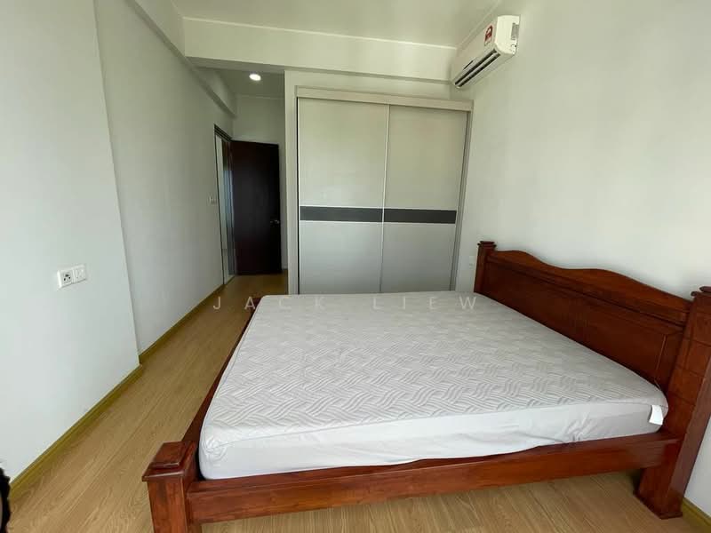 Condominium for Sale at Royal Strand @ Country Garden Danga Bay - Jack Liew - Bedroom - PropertyGuru.com.my
