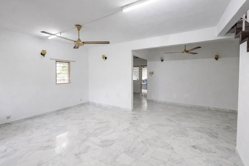 Terraced House for Sale in Subang Jaya (Selangor) - Aziz Abdullah - Living Room - PropertyGuru.com.my