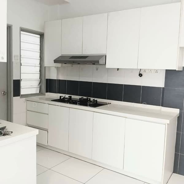 Service Residence for Sale at Twin Tower Residence - Daniel Yong - Kitchen - PropertyGuru.com.my