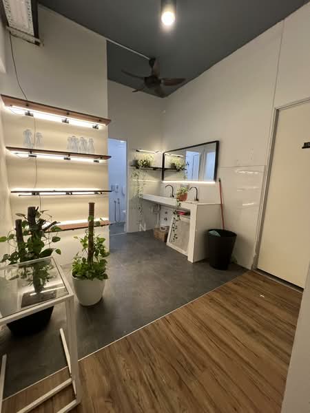 Seksyen 17 untuk Untuk Disewa - RM 8,500 /bulan, Apr 2026 - Bathroom - PropertyGuru.com.my