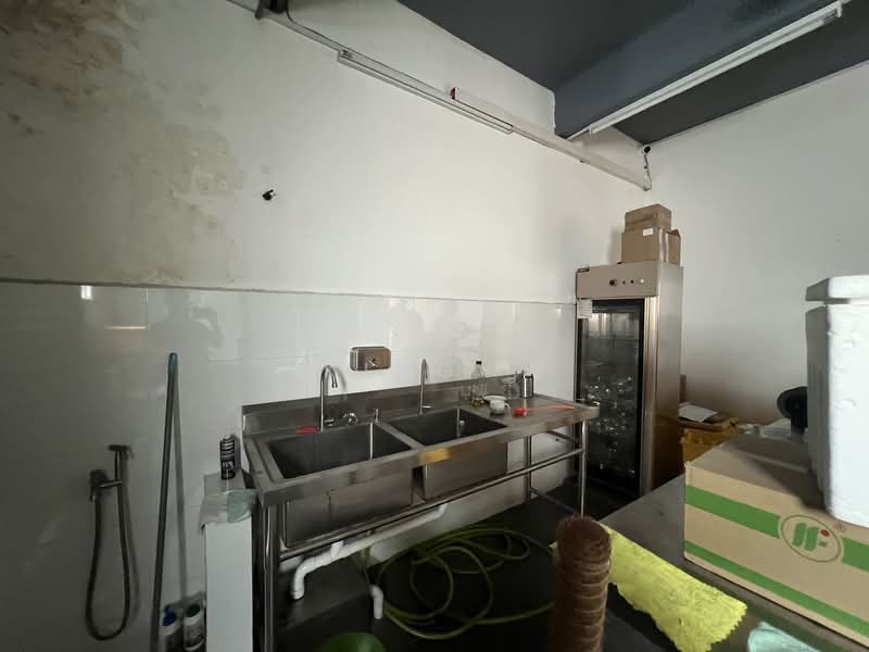 Seksyen 17 untuk Untuk Disewa - RM 8,500 /bulan, Apr 2026 - Kitchen - PropertyGuru.com.my