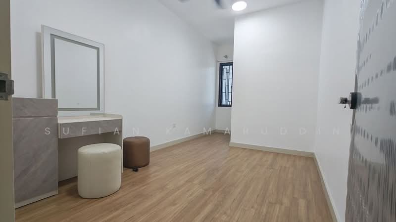 2-storey Terraced House for Sale in Elmina (Shah Alam) - Sufian Kamaruddin - Bedroom - PropertyGuru.com.my