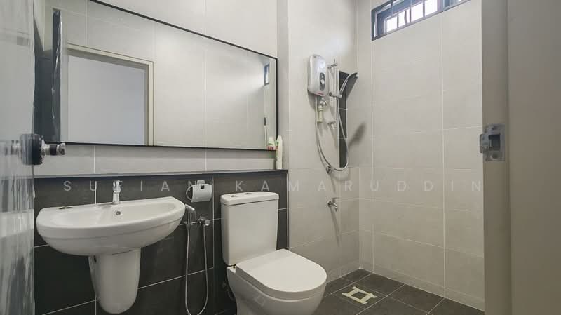 2-storey Terraced House for Sale in Elmina (Shah Alam) - Sufian Kamaruddin - Bathroom - PropertyGuru.com.my