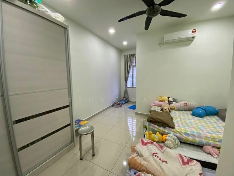 2-storey Terraced House for Sale in Austin (Johor Bahru) - Ethan Gan - Bedroom - PropertyGuru.com.my