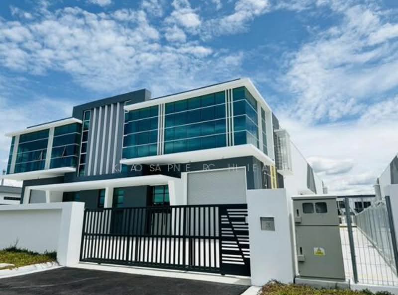 Cluster Factory for Sale in Ulu Tiram (Johor) - Kasper Lee - Exterior - PropertyGuru.com.my