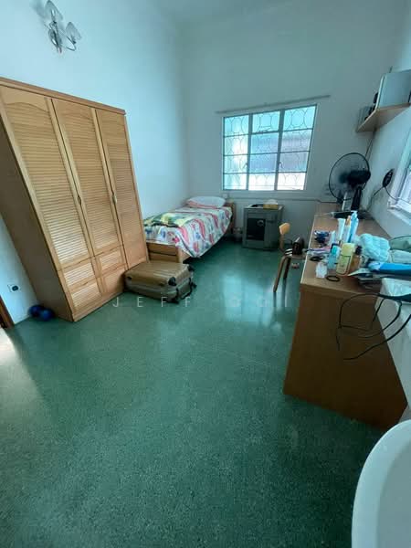 1-storey Terraced House for Sale in Reservoir Garden (Ayer Itam) - Jeff Ooi - Bedroom - PropertyGuru.com.my