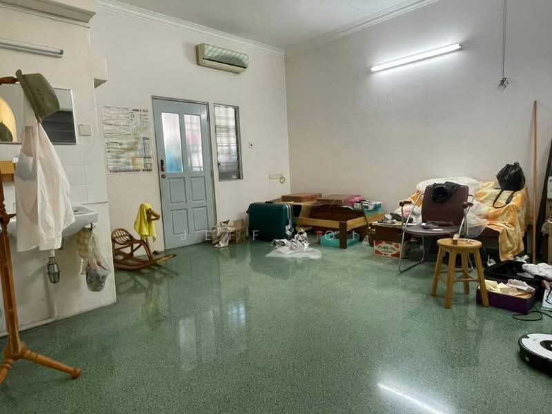 1-storey Terraced House for Sale in Reservoir Garden (Ayer Itam) - Jeff Ooi - Living Room - PropertyGuru.com.my