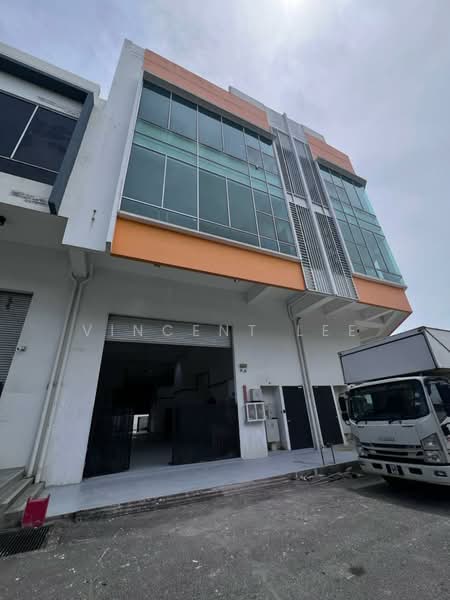 Kampung Pulau Meranti Puchong 3 Storey Factory untuk Untuk Disewa - RM 15,000 /bulan, Apr 2026 - Exterior - PropertyGuru.com.my