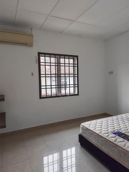 2-storey Terraced House for Rent in Bukit Indah (Iskandar Puteri (Nusajaya)) - Quek . - Bedroom - PropertyGuru.com.my