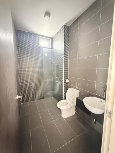 Semi-Detached House for Sale in Eco Spring (Johor Bahru) - Yuki Cheng - Bathroom - PropertyGuru.com.my