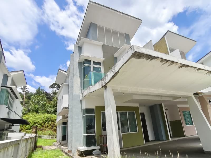 Semi-Detached House for Sale in Seksyen U10 (Shah Alam) - Atiqah Yaacob - Exterior - PropertyGuru.com.my