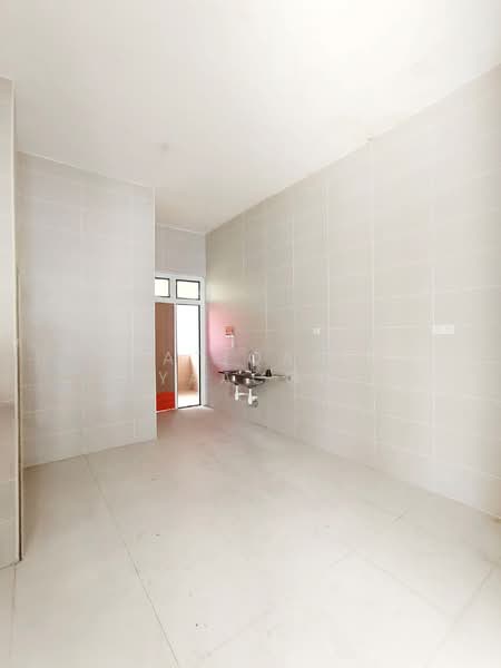 Semi-Detached House for Sale in Seksyen U10 (Shah Alam) - Atiqah Yaacob - Kitchen - PropertyGuru.com.my