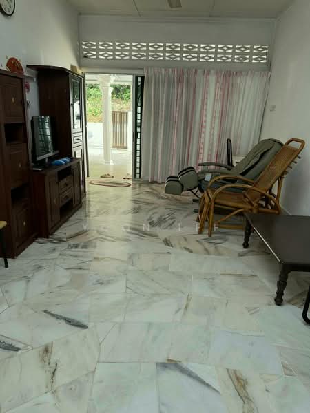 1-storey Terraced House for Rent in Taman Chip Aik (Seremban) - Yoon Lee - Living Room - PropertyGuru.com.my