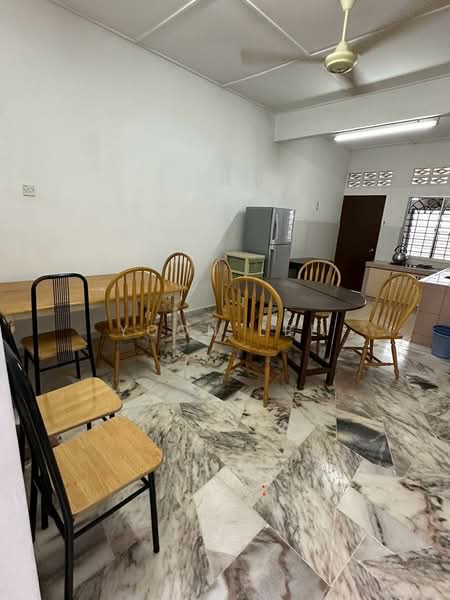 1-storey Terraced House for Rent in Taman Chip Aik (Seremban) - Yoon Lee - Dining Room - PropertyGuru.com.my