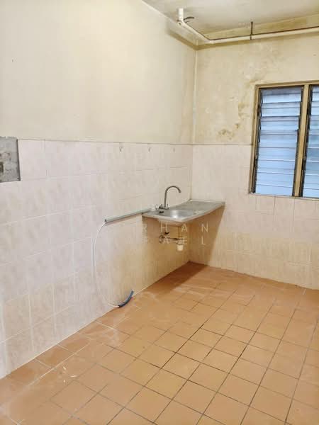 Apartment for Sale at Rose Apartment - Farhan Rafael - Kitchen - PropertyGuru.com.my
