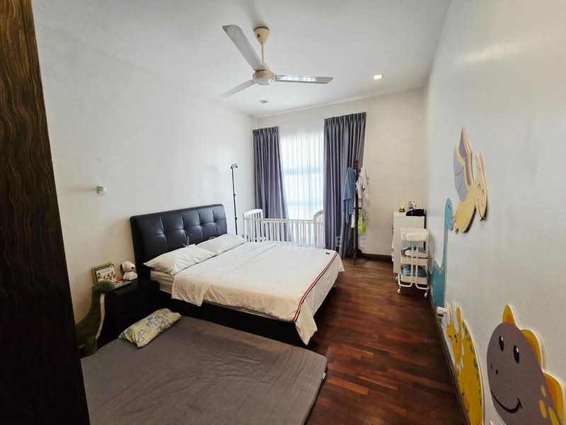 Lake Edge untuk Untuk Dijual - RM 1,500,000, Mac 2026 - Bedroom - PropertyGuru.com.my