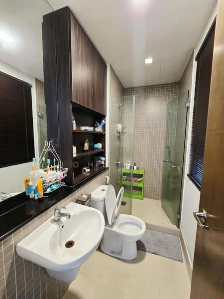 Lake Edge untuk Untuk Dijual - RM 1,500,000, Mac 2026 - Bathroom - PropertyGuru.com.my