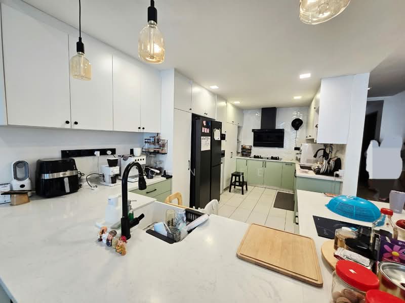 Lake Edge untuk Untuk Dijual - RM 1,500,000, Mac 2026 - Kitchen - PropertyGuru.com.my