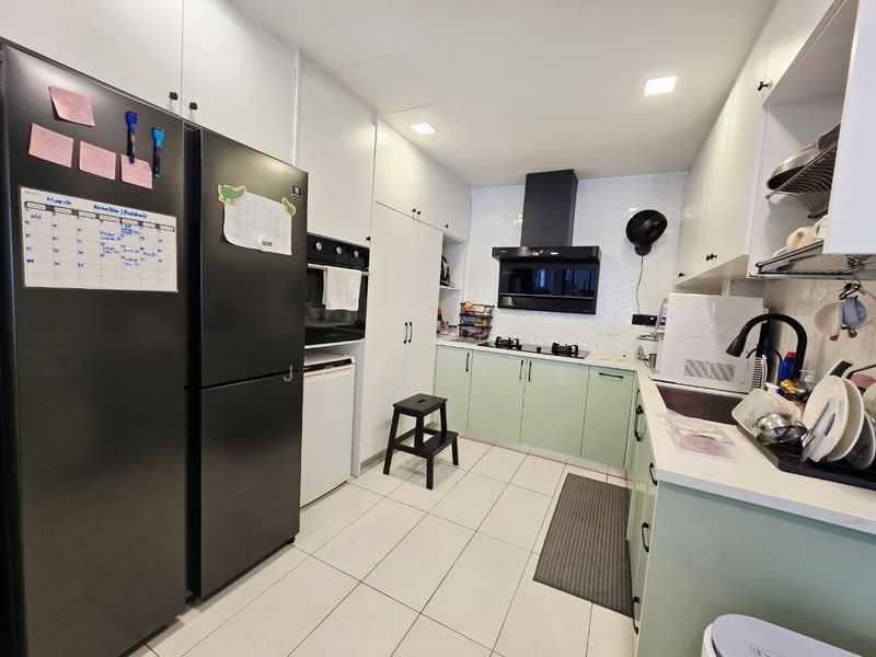 Lake Edge untuk Untuk Dijual - RM 1,500,000, Mac 2026 - Kitchen - PropertyGuru.com.my