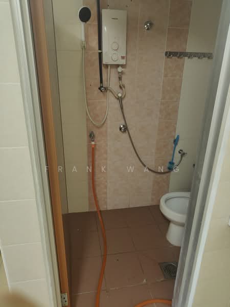 1-storey Terraced House for Rent in Taman Kok Lian (Jalan Kuching) - frank wang - Bathroom - PropertyGuru.com.my