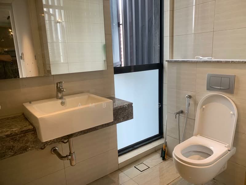 Service Residence for Sale at Anggun Residences - Amber Ng - Bathroom - PropertyGuru.com.my