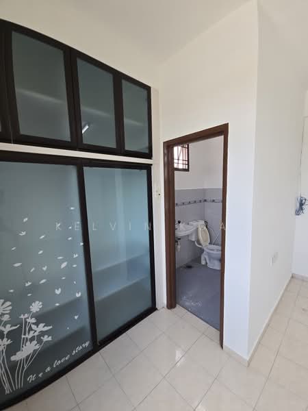 Apartment for Sale at Villa Bestari Apartment - Kelvin Koay - Bathroom - PropertyGuru.com.my
