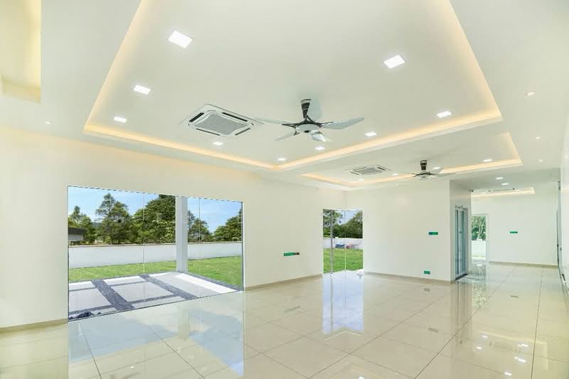 Bungalow House for Sale in Kolej Heights Utara (Jitra) - Eugene Yap - Living Room - PropertyGuru.com.my