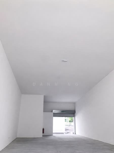 Shop for Sale in Semenyih (Selangor) - Dann Ng - Entrance - PropertyGuru.com.my