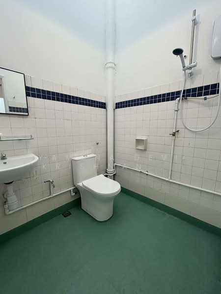 SS14 untuk Untuk Dijual - RM 950,000, Mac 2026 - Bathroom 2  - PropertyGuru.com.my