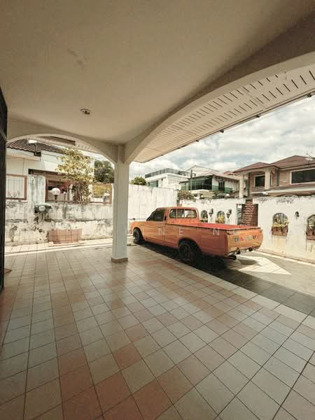 Semi-Detached House for Sale in Taman Molek (Johor Bahru) - Pauline Ng - Exterior - PropertyGuru.com.my